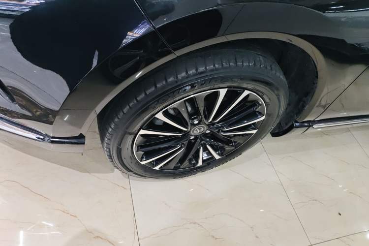Used Toyota Venza 2022 2.0L CVT Four-Wheel Drive Supreme Edition Left Front Wheel Hub