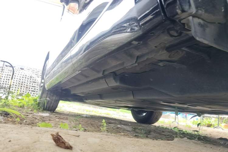 Used Toyota Venza 2022 2.0L CVT Two-Wheel Drive Luxury Edition Left Side Sill