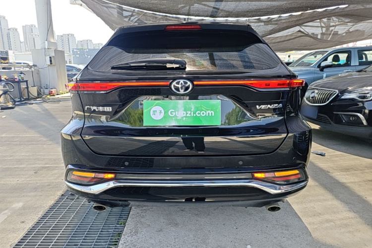Used Toyota Venza 2022 2.0L CVT Two-Wheel Drive Prestige Edition Rear