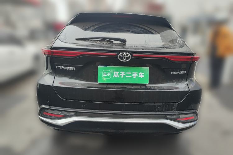 Used Toyota Venza 2022 2.0L CVT Two-Wheel Drive Prestige Edition Rear