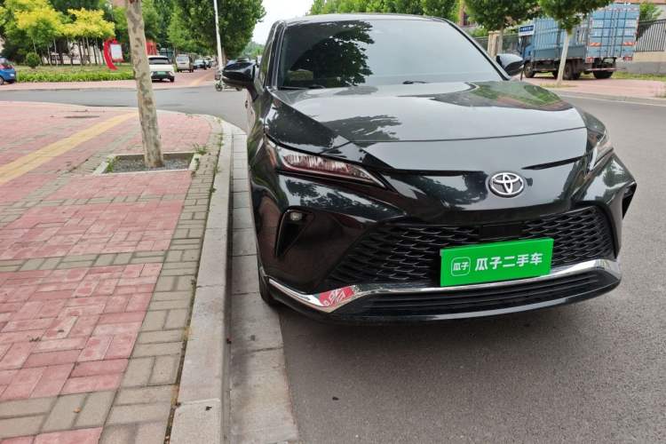 Used Toyota Venza 2022 2.0L CVT Two-Wheel Drive Luxury Edition Right Front Headlight