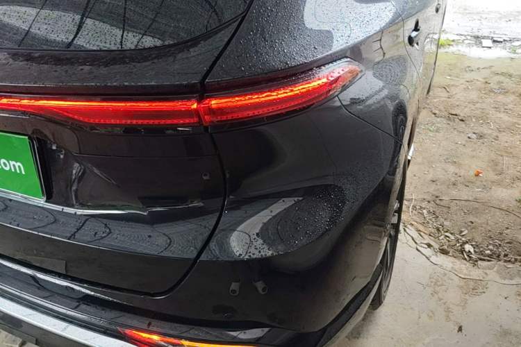 Used Toyota Venza 2022 2.0L CVT Two-Wheel Drive Luxury Edition Right Rear Taillight
