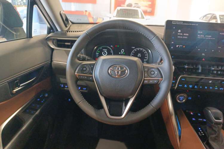 Used Toyota Venza 2022 Dual-Engine 2.5L CVT Four-Wheel Drive Supreme Edition Steering Wheel