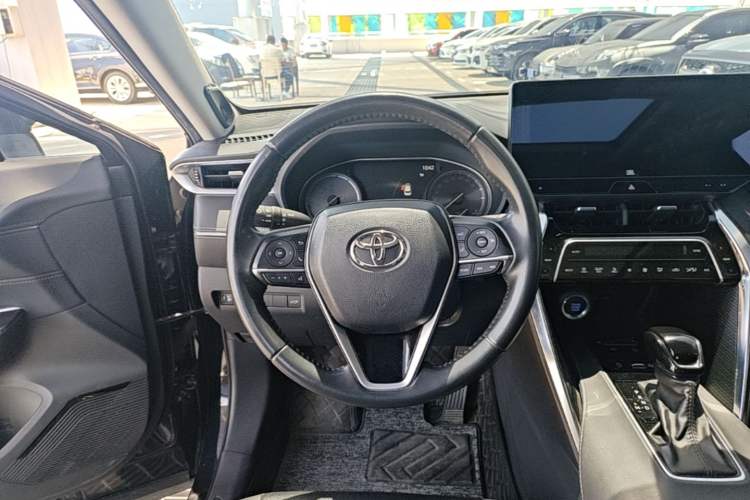 Used Toyota Venza 2022 2.0L CVT Two-Wheel Drive Prestige Edition Steering Wheel
