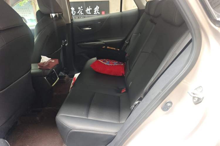 Used Toyota Venza 2022 2.0L CVT Two-Wheel Drive Prestige Edition Left Rear Seat