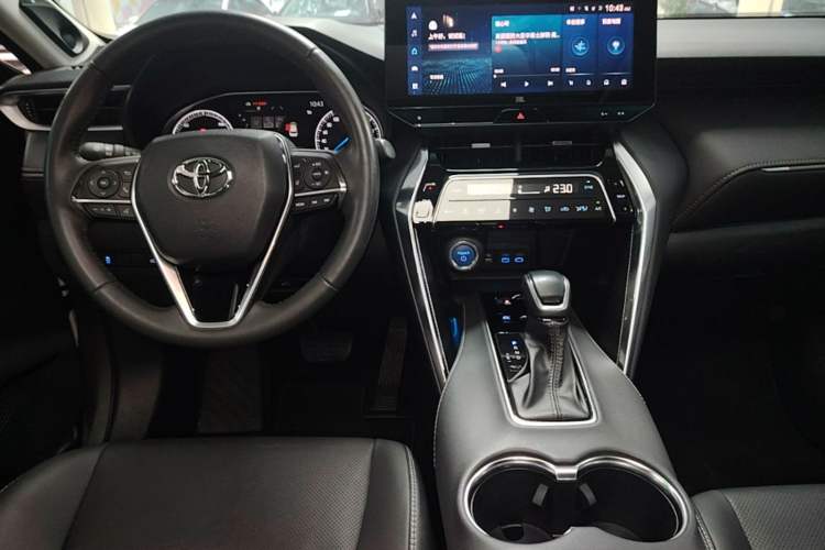 Used Toyota Venza 2022 Dual-Engine 2.5L CVT Two-Wheel Drive Prestige Edition Center Console