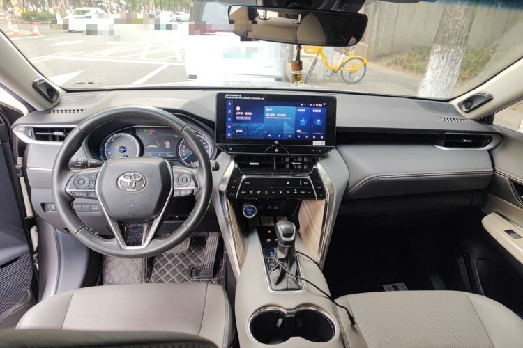 Used Toyota Venza 2022 Dual-Engine 2.5L CVT Two-Wheel Drive Prestige Edition Center Console
