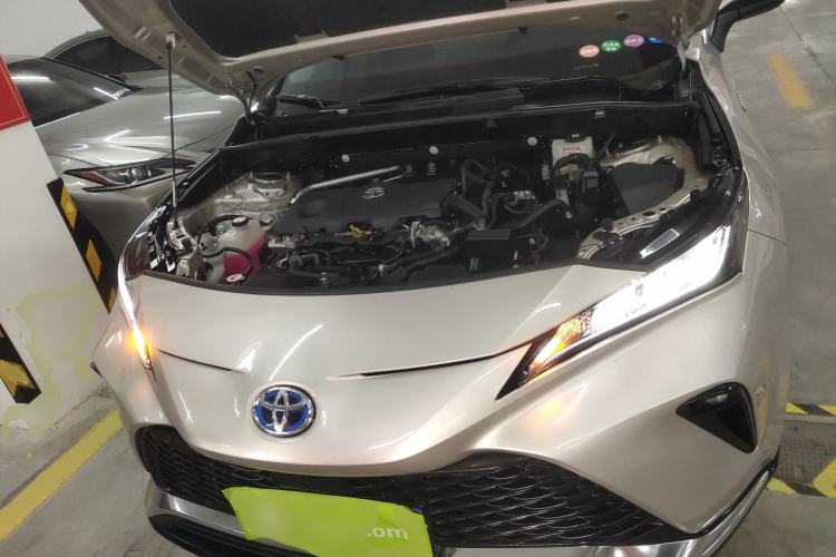Used Toyota Venza 2022 Dual-Engine 2.5L CVT Two-Wheel Drive Luxury Edition Engine Bay