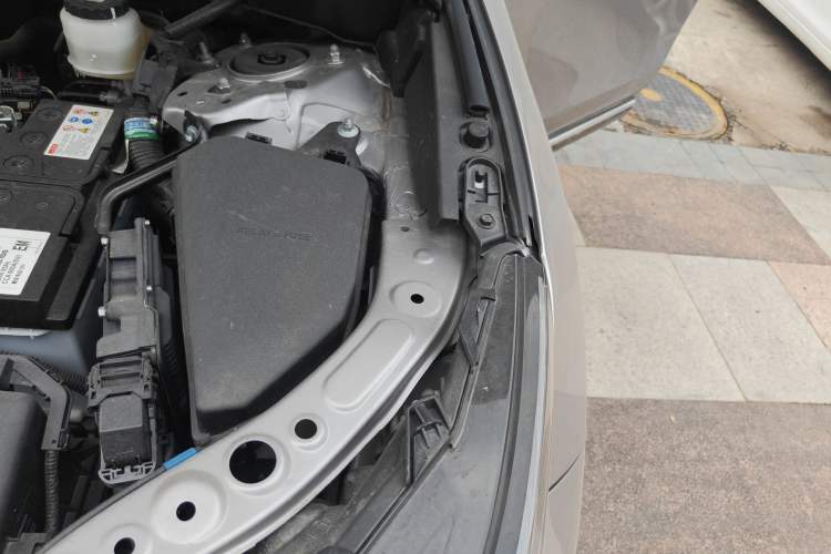 Used Toyota Venza 2022 2.0L CVT Two-Wheel Drive Prestige Edition Engine Bay Left