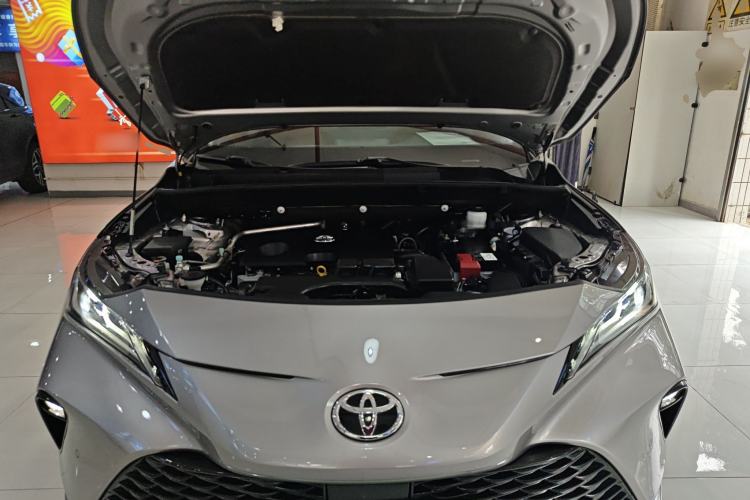 Used Toyota Venza 2022 2.0L CVT Two-Wheel Drive Prestige Edition Engine Bay