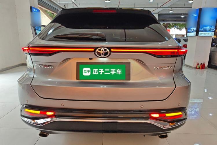 Used Toyota Venza 2022 2.0L CVT Two-Wheel Drive Prestige Edition Exterior 4