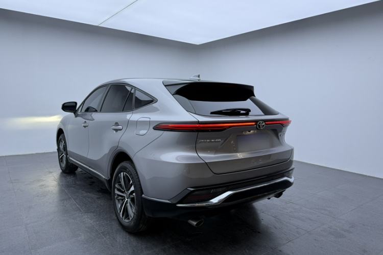 Used Toyota Venza 2022 2.0L CVT Two-Wheel Drive Luxury Edition Exterior 4