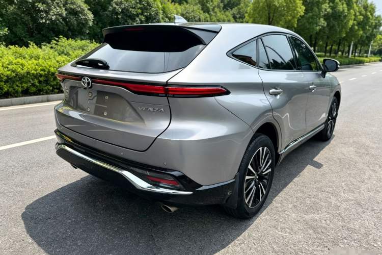 Used Toyota Venza 2022 2.0L CVT Two-Wheel Drive Luxury Edition Exterior 5