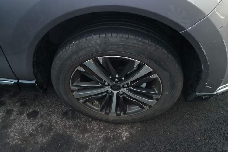 Used Toyota Venza 2022 2.0L CVT Two-Wheel Drive Luxury Edition Exterior 7