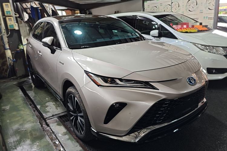 Used Toyota Venza 2022 Dual-Engine 2.5L CVT Two-Wheel Drive Prestige Edition Front Right 45 Deg