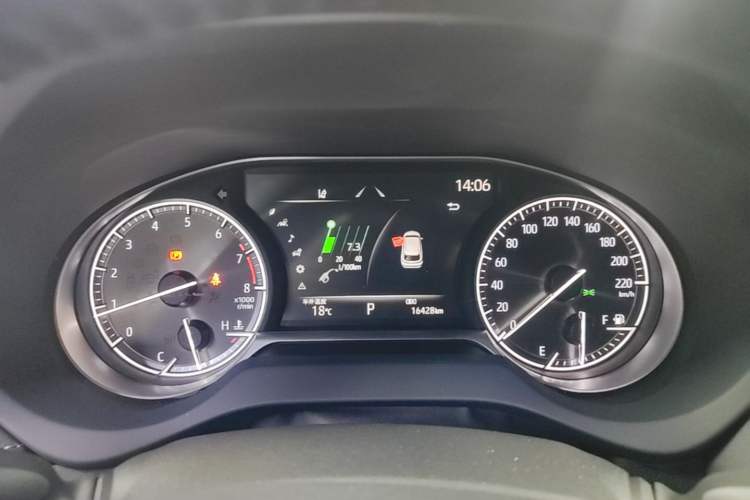 Used Toyota Venza 2022 2.0L CVT Two-Wheel Drive Prestige Edition Instrument Cluster