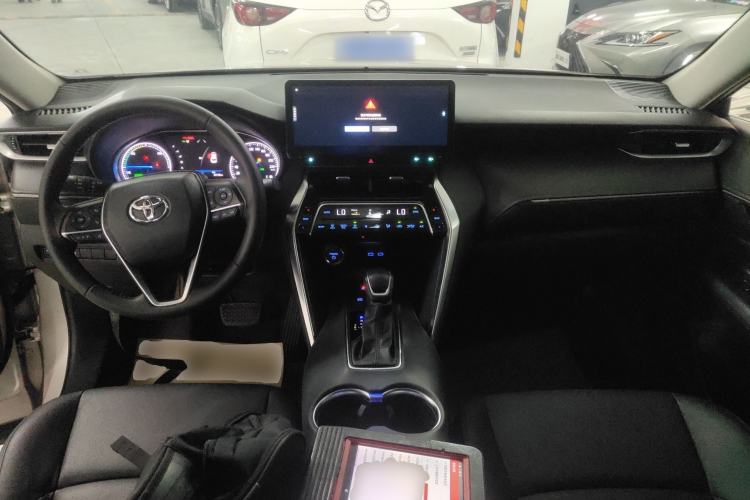 Used Toyota Venza 2022 Dual-Engine 2.5L CVT Two-Wheel Drive Luxury Edition Interior 2