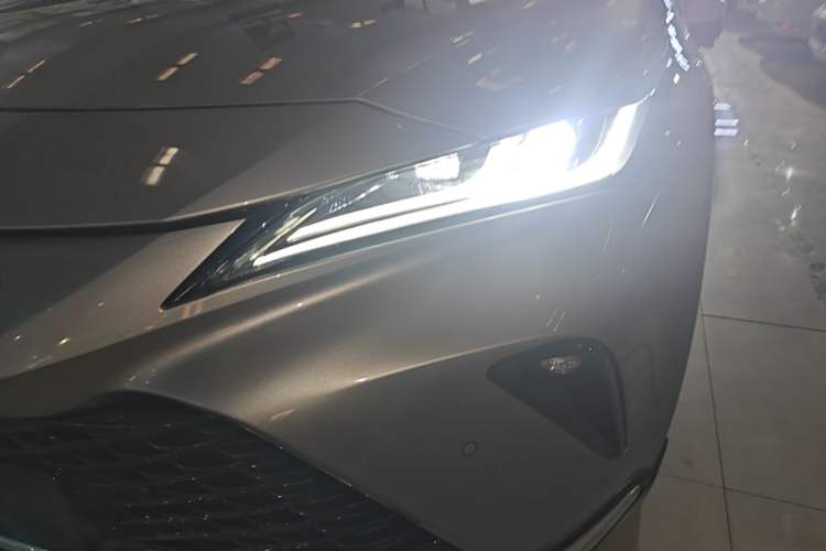 Used Toyota Venza 2022 2.0L CVT Two-Wheel Drive Prestige Edition Left Front Headlight