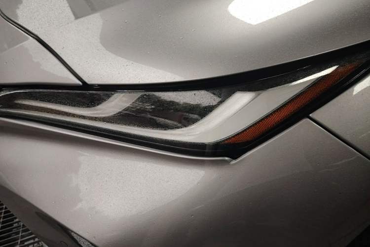 Used Toyota Venza 2022 Dual-Engine 2.5L CVT Two-Wheel Drive Prestige Edition Left Front Headlight