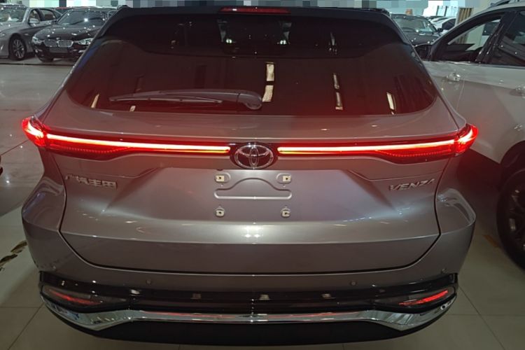 Used Toyota Venza 2022 2.0L CVT Two-Wheel Drive Prestige Edition Rear