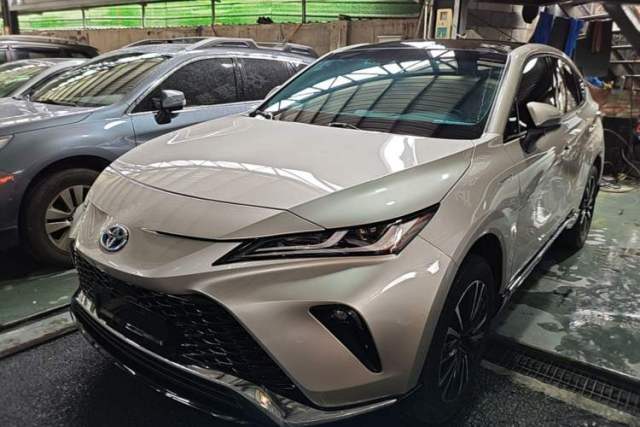 Used Toyota Venza 2022 Dual-Engine 2.5L CVT Two-Wheel Drive Prestige Edition