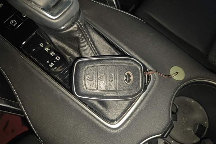Used Toyota Venza 2022 2.0L CVT Two-Wheel Drive Prestige Edition Vehicle Key