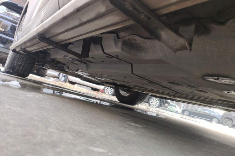Used Toyota Venza 2022 2.0L CVT Two-Wheel Drive Luxury Edition Chassis Rear Left