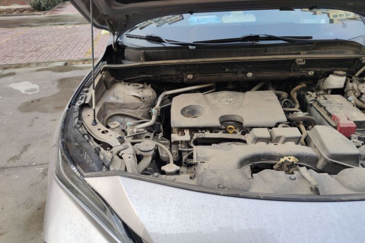 Used Toyota Venza 2022 2.0L CVT Two-Wheel Drive Luxury Edition Engine Bay Right
