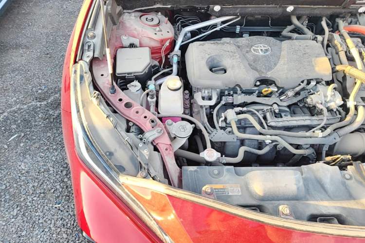 Used Toyota Venza 2022 Dual-Engine 2.5L CVT Four-Wheel Drive Supreme Edition Engine Bay Right