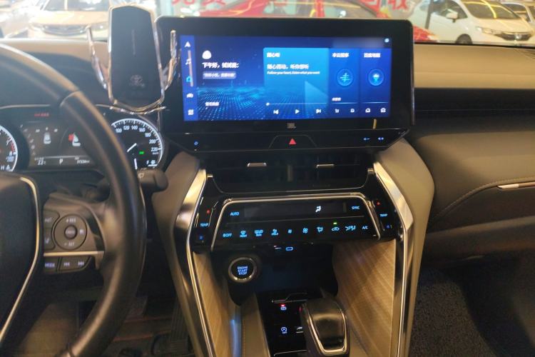 Used Toyota Venza 2022 2.0L CVT Two-Wheel Drive Prestige Edition Audio And AC Panel