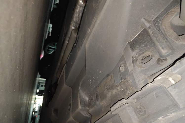 Used Toyota Venza 2022 2.0L CVT Two-Wheel Drive Prestige Edition Chassis Rear Right