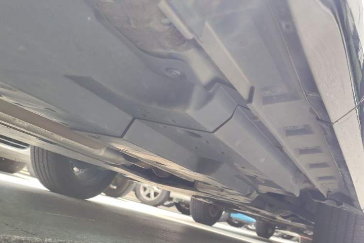 Used Toyota Venza 2022 2.0L CVT Two-Wheel Drive Prestige Edition Chassis Rear Right