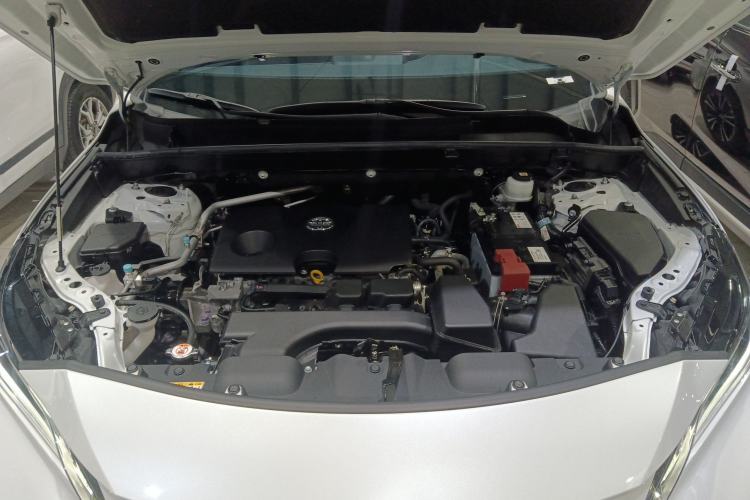 Used Toyota Venza 2022 2.0L CVT Two-Wheel Drive Prestige Edition Engine Bay