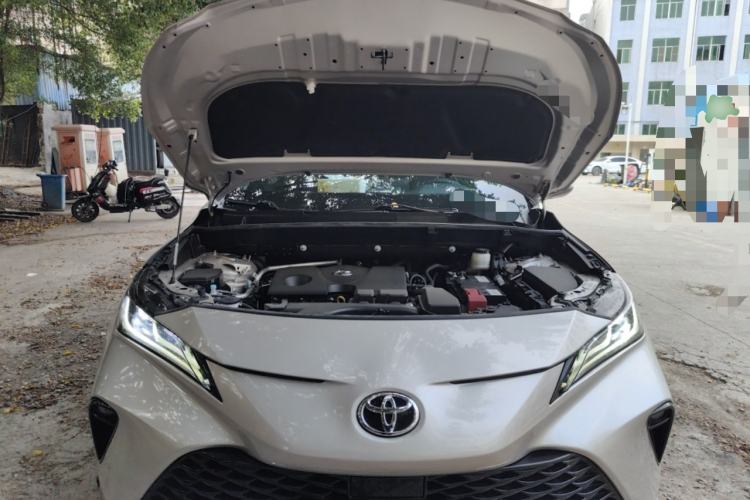 Used Toyota Venza 2022 2.0L CVT Two-Wheel Drive Prestige Edition Engine Bay