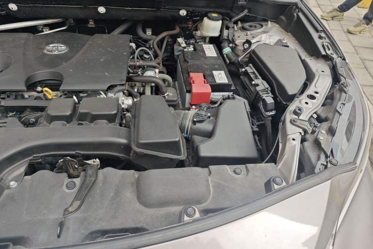 Used Toyota Venza 2022 2.0L CVT Two-Wheel Drive Prestige Edition Engine Bay Left
