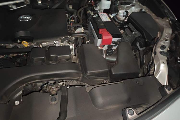 Used Toyota Venza 2022 2.0L CVT Two-Wheel Drive Prestige Edition Engine Bay Left