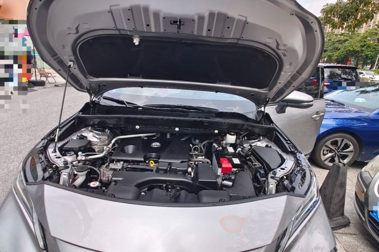 Used Toyota Venza 2022 2.0L CVT Two-Wheel Drive Prestige Edition Engine Bay