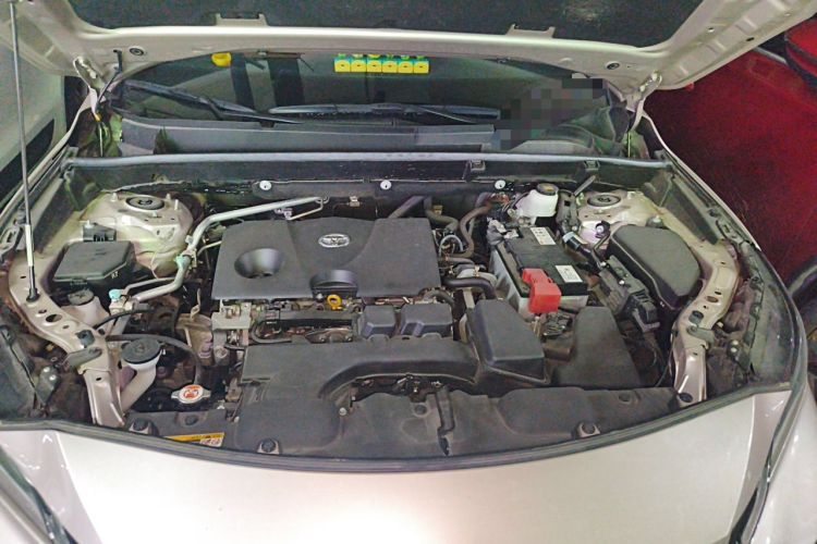 Used Toyota Venza 2022 2.0L CVT Two-Wheel Drive Prestige Edition Engine Bay