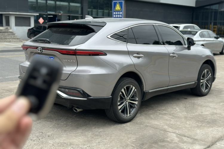 Used Toyota Venza 2022 2.0L CVT Two-Wheel Drive Luxury Edition Exterior 1