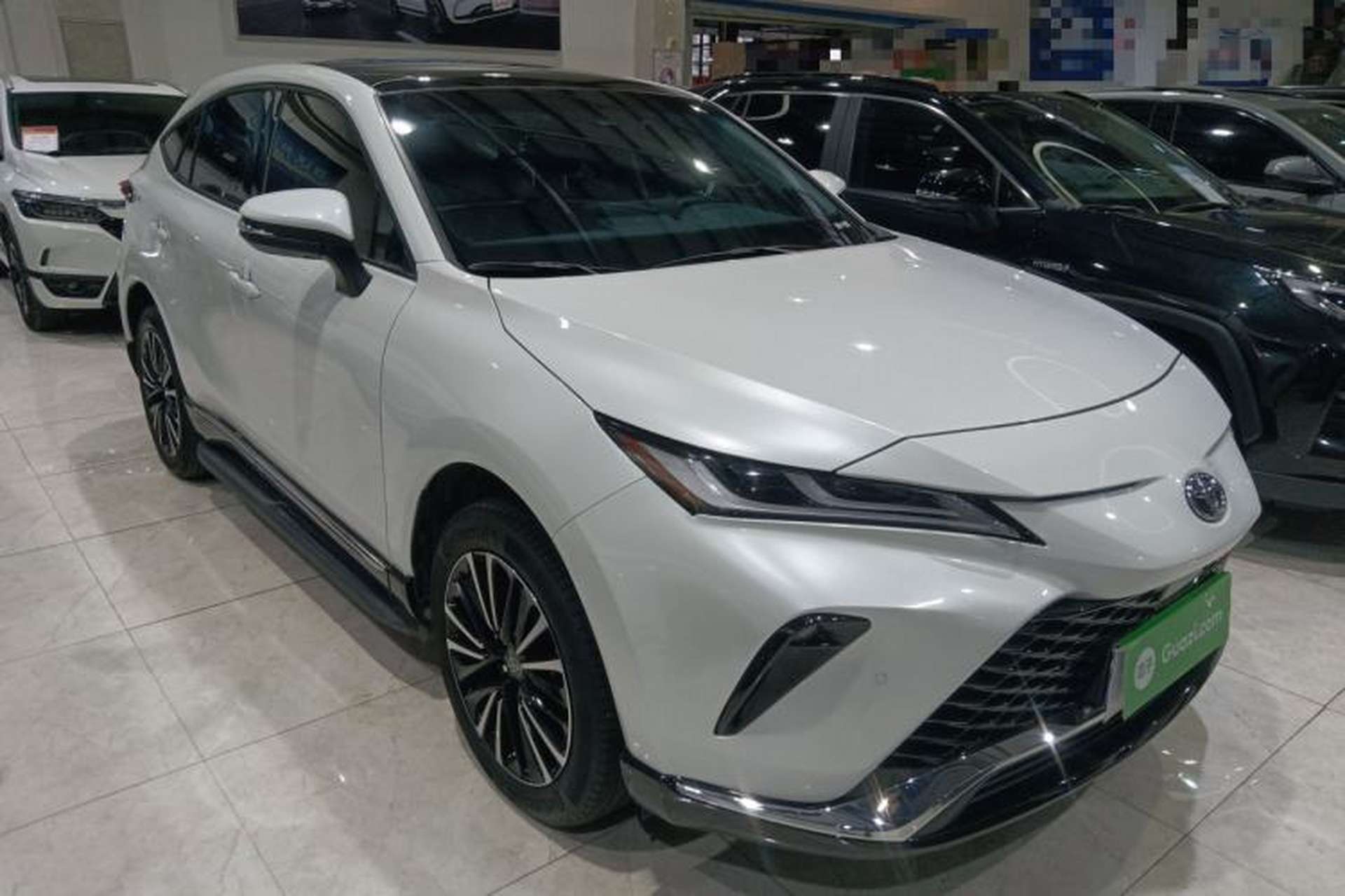 Used Toyota Venza 2022 2.0L CVT Two-Wheel Drive Prestige Edition Exterior 2