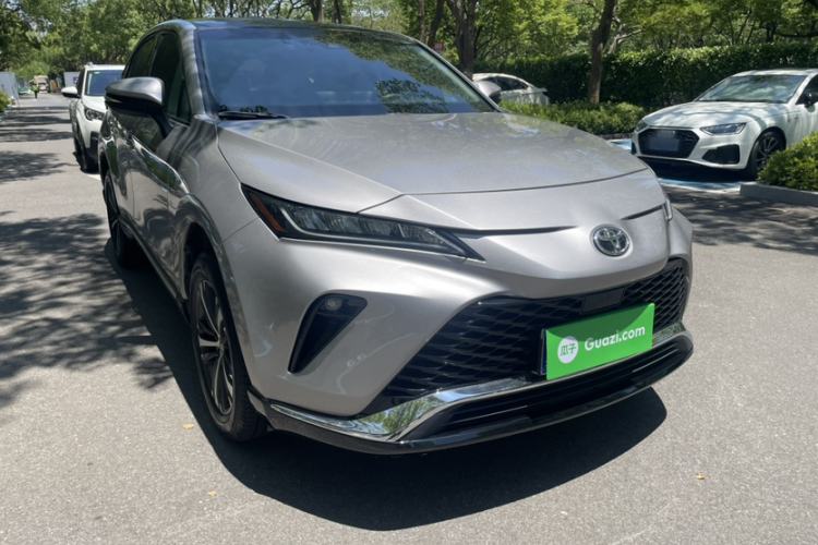 Used Toyota Venza 2022 2.0L CVT Two-Wheel Drive Luxury Edition Exterior 2