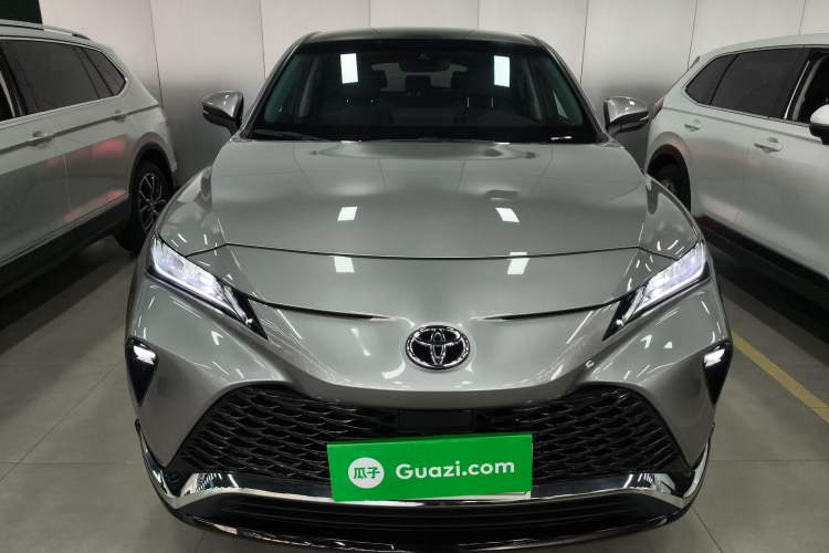 Used Toyota Venza 2022 2.0L CVT Two-Wheel Drive Luxury Edition Front