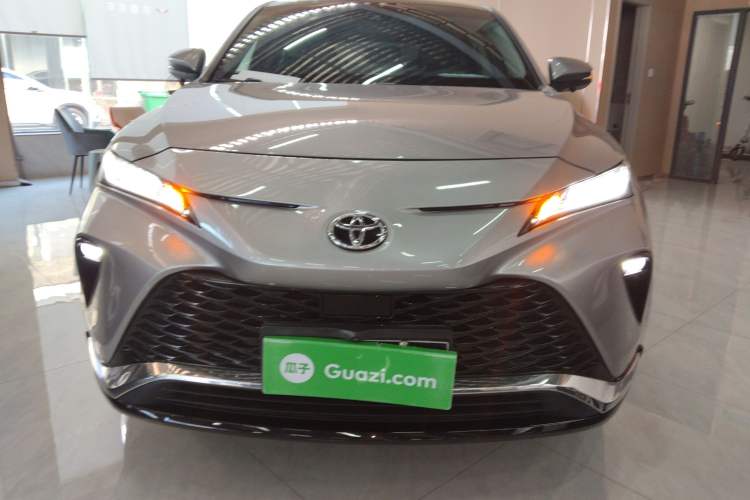 Used Toyota Venza 2022 2.0L CVT Two-Wheel Drive Luxury Edition Front