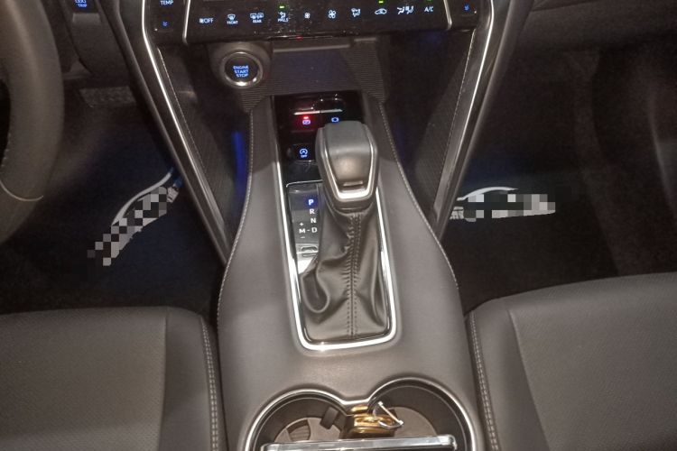 Used Toyota Venza 2022 2.0L CVT Two-Wheel Drive Prestige Edition Gear Lever