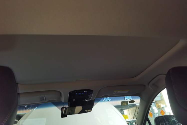 Used Toyota Venza 2022 2.0L CVT Two-Wheel Drive Prestige Edition Headliner
