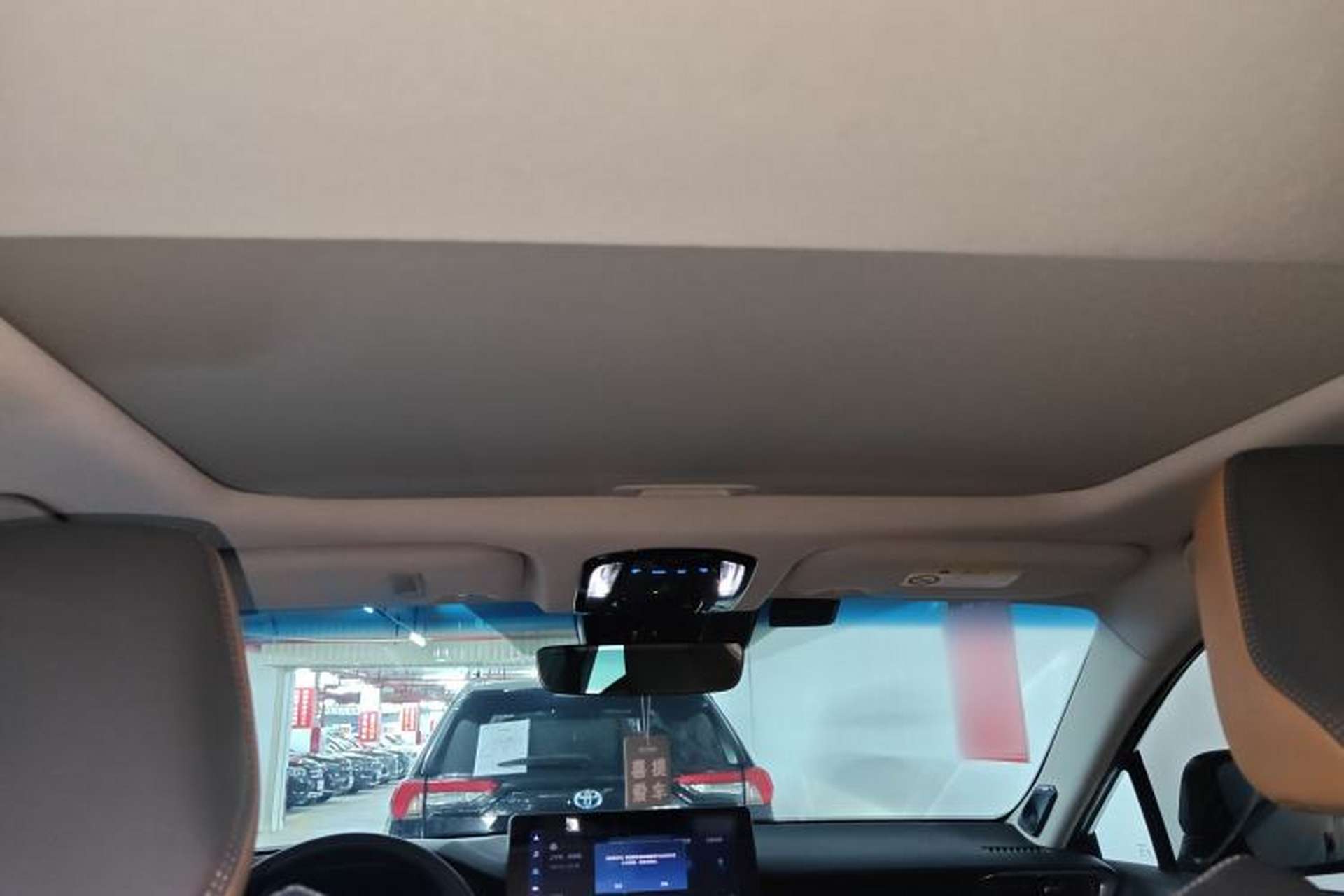 Used Toyota Venza 2022 2.0L CVT Two-Wheel Drive Prestige Edition Headliner