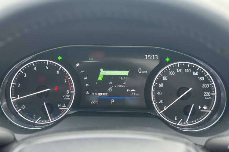 Used Toyota Venza 2022 2.0L CVT Two-Wheel Drive Luxury Edition Interior 3