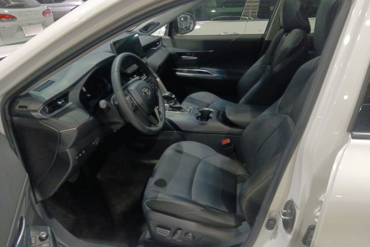Used Toyota Venza 2022 2.0L CVT Two-Wheel Drive Prestige Edition Left Front Seat