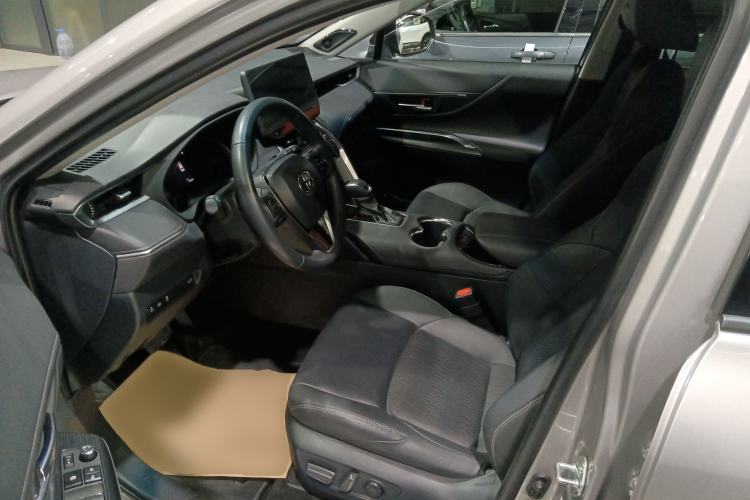 Used Toyota Venza 2022 2.0L CVT Two-Wheel Drive Prestige Edition Left Front Seat