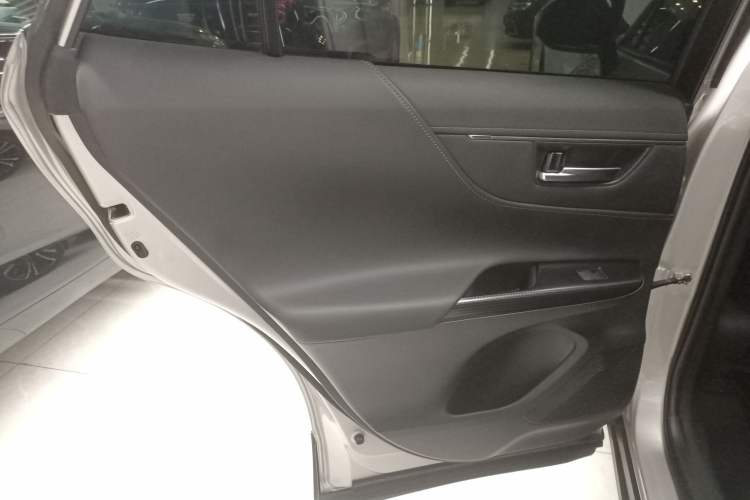 Used Toyota Venza 2022 2.0L CVT Two-Wheel Drive Prestige Edition Left Rear Door Interior
